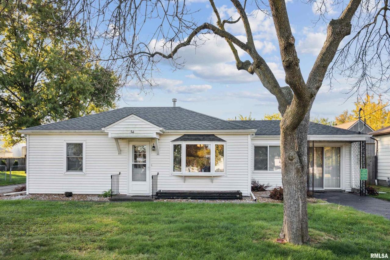 34 Suburban Heights Rd., Milan, IL 61264