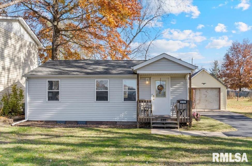 222 4th St., Colona, IL 61241