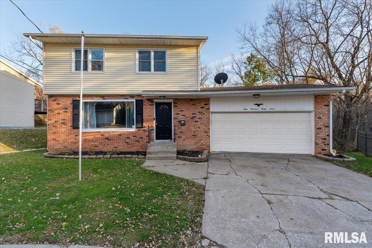 337 5th Street Ct., Silvis, IL 61282