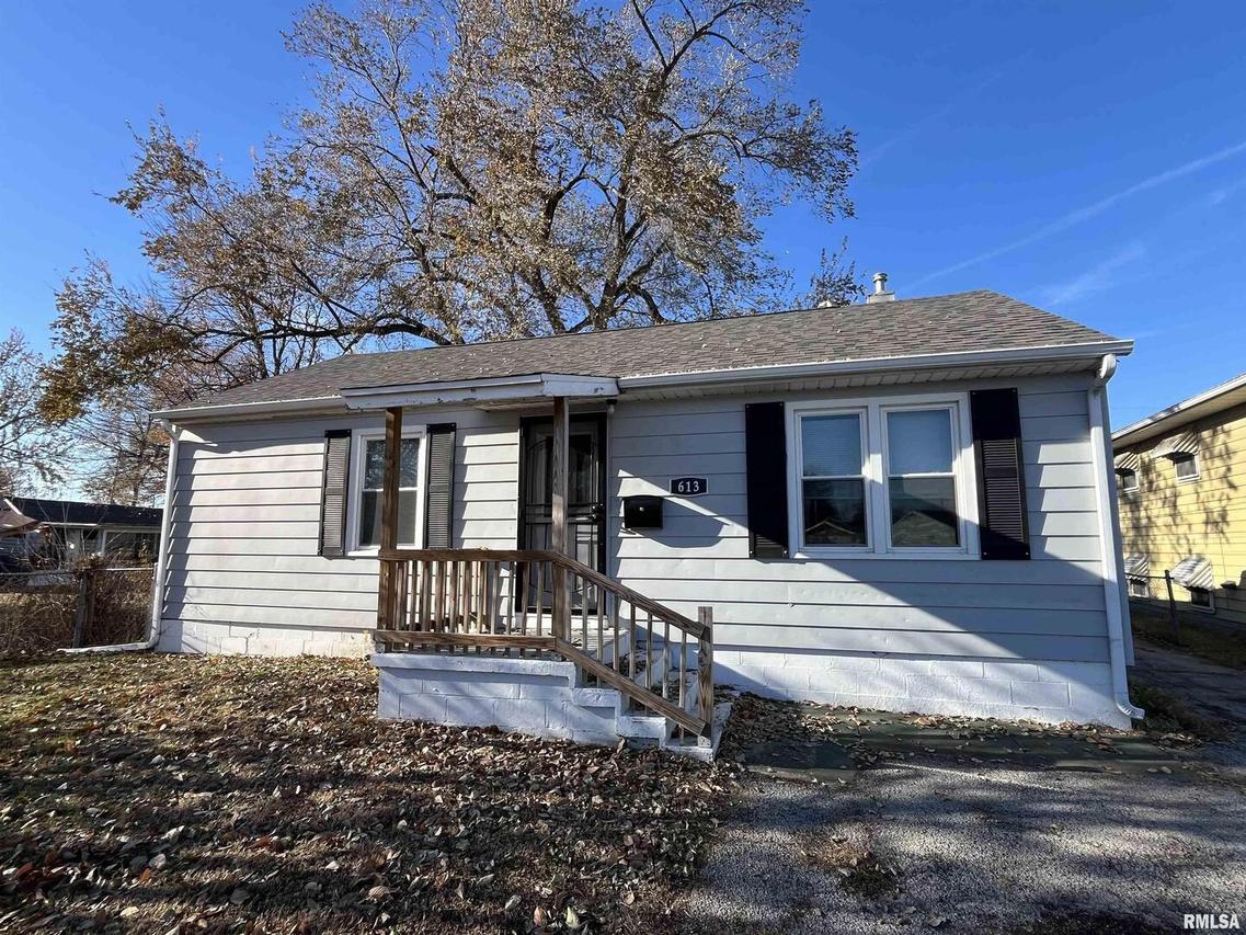 613 W 9th Ave., Milan, IL 61264