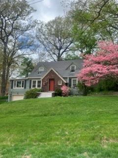 2019 11th Street Pl., East Moline, IL 61244