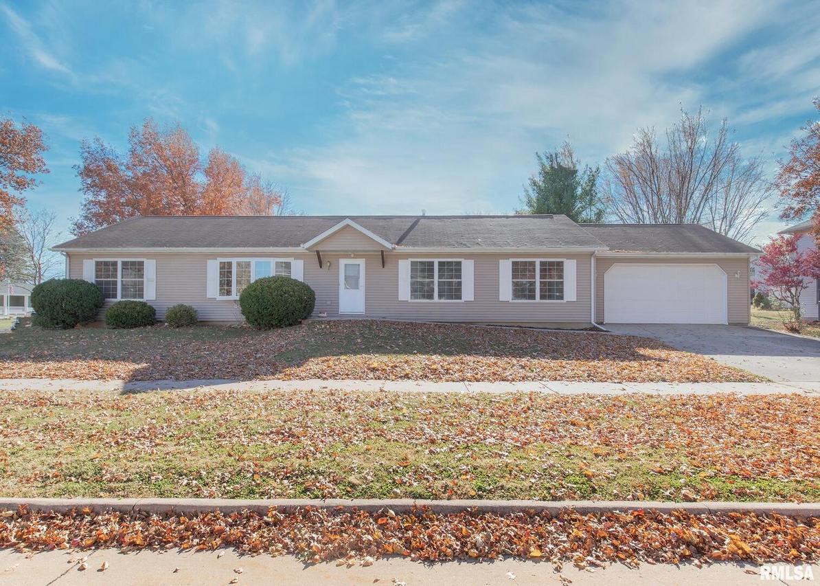 960 Mulberry Dr., Geneseo, IL 61254