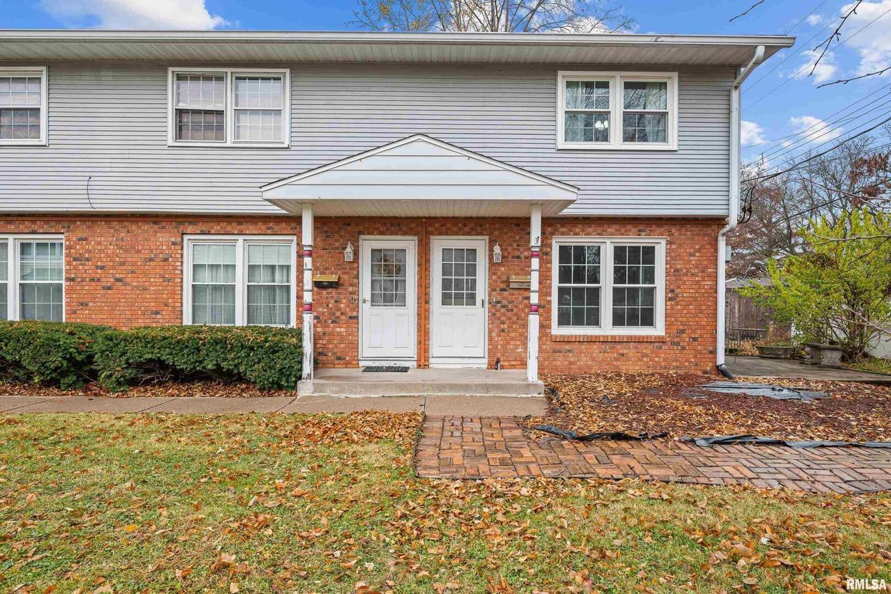 4315 26th Ave., Moline, IL 61265