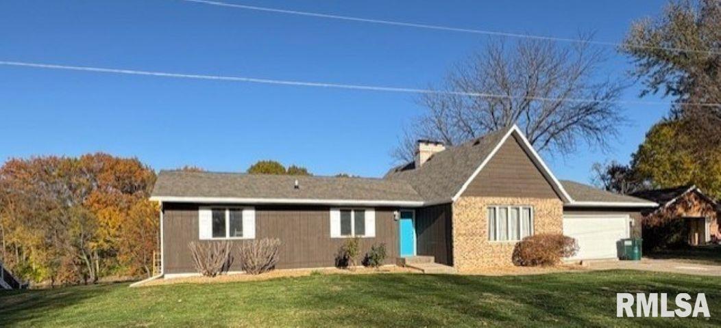 209 Lake View Ct., Colona, IL 61241