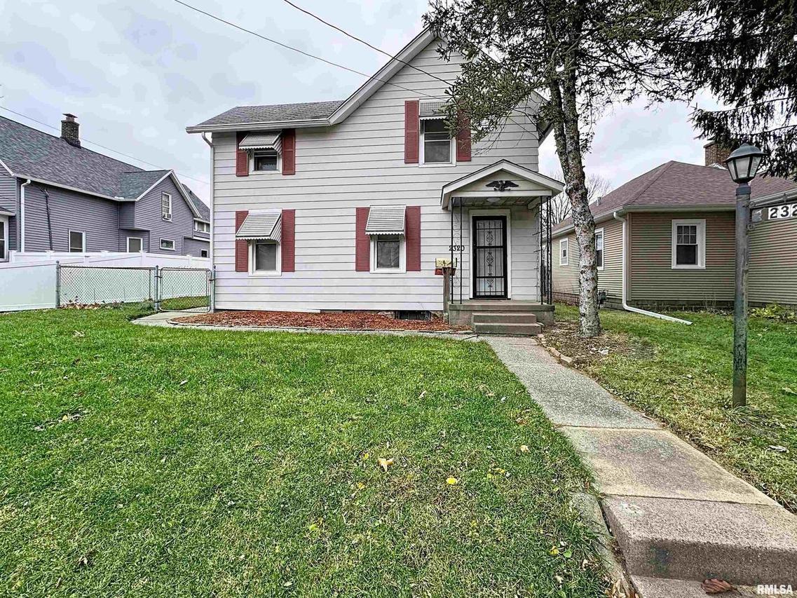 2320 18th St. #A, Moline, IL 61265