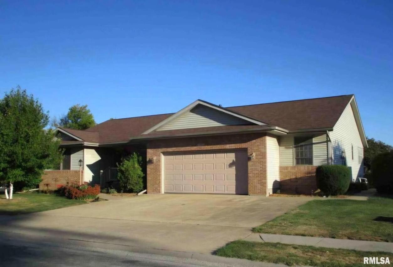 1303 12th Ave., Orion, IL 61273