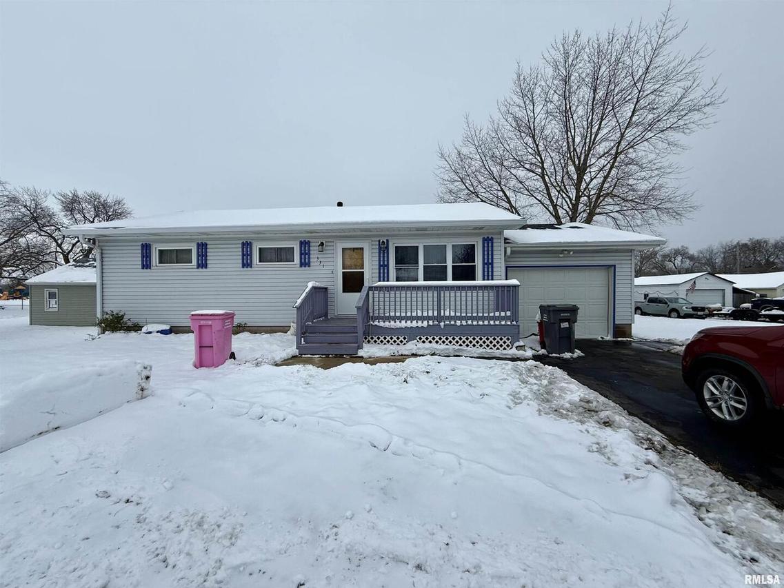 331 6th St., Colona, IL 61241