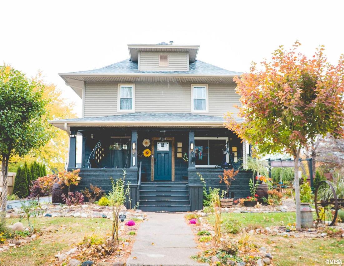 353 E 4th Ave., Woodhull, IL 61490