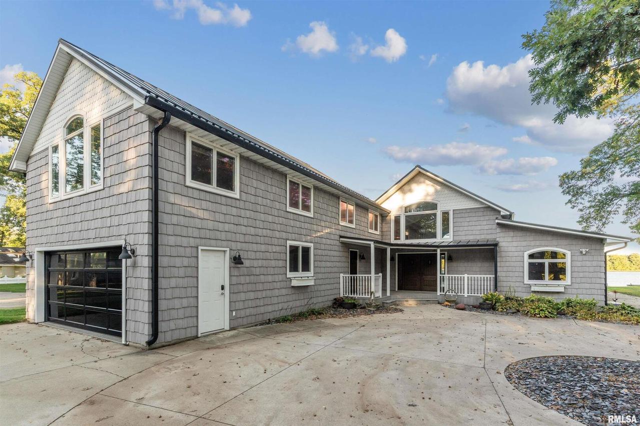 21604 River Rd., Cordova, IL 61242