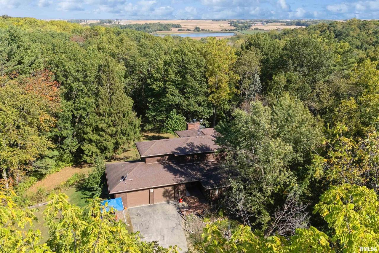 8039 Hazel Rd., Morrison, IL 61270