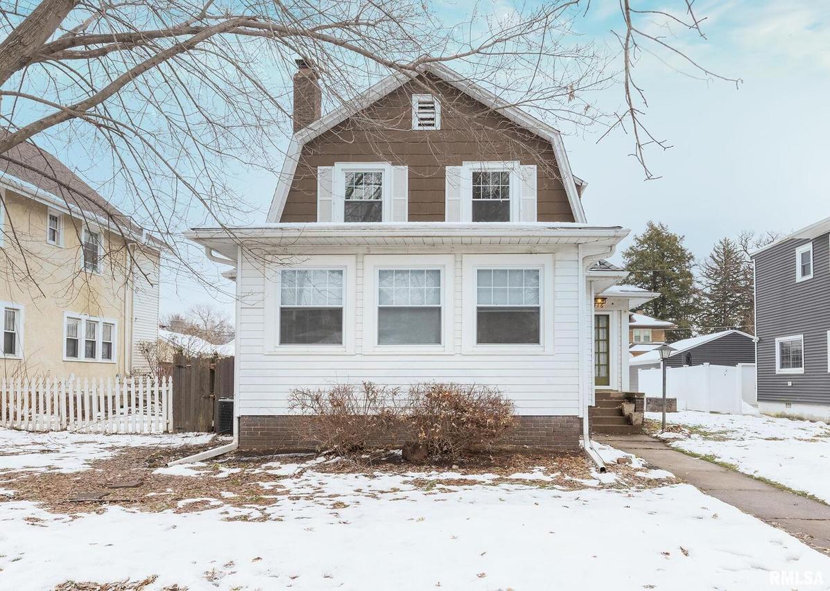 2416 12th St., Moline, IL 61265