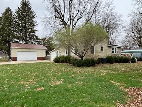 417 NE 2nd St., Galva, IL 61434