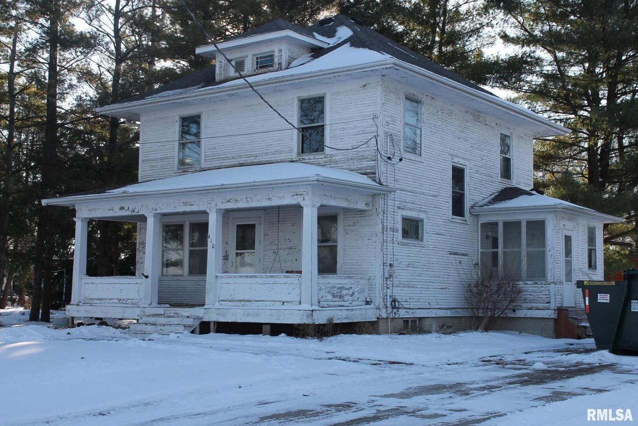 410 E North St., Cambridge, IL 61238