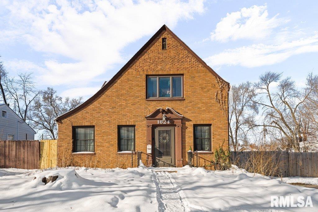 1624 14 1/2 St., Rock Island, IL 61201