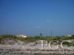 4627 Connie Ave., Lehigh Acres, FL 33971