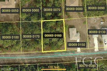 719 Phelps St., Lehigh Acres, FL 33974