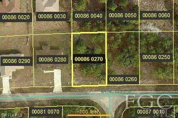 837 Vance St., Lehigh Acres, FL 33974