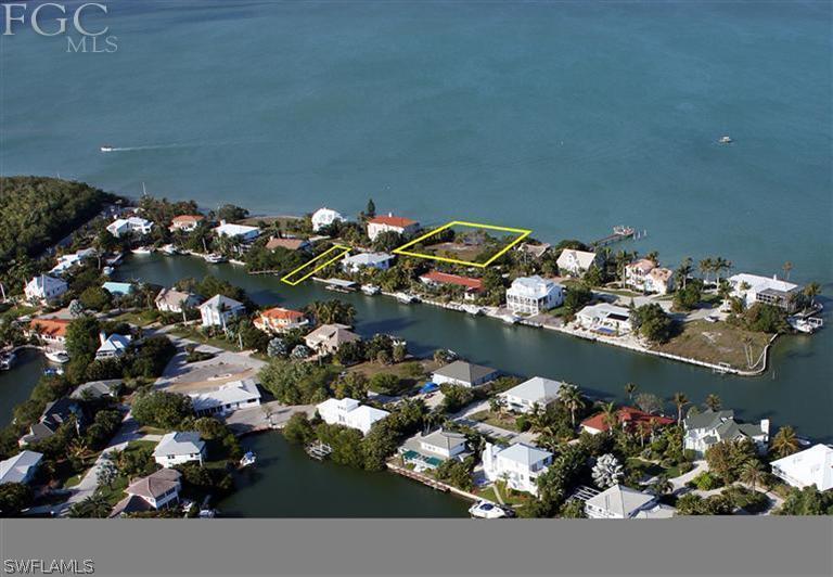 1540 San Carlos Bay Dr., Sanibel, FL 33957