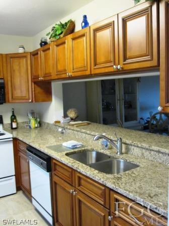 9901 Sunset Cove Ln. #215, Fort Myers, FL 33919