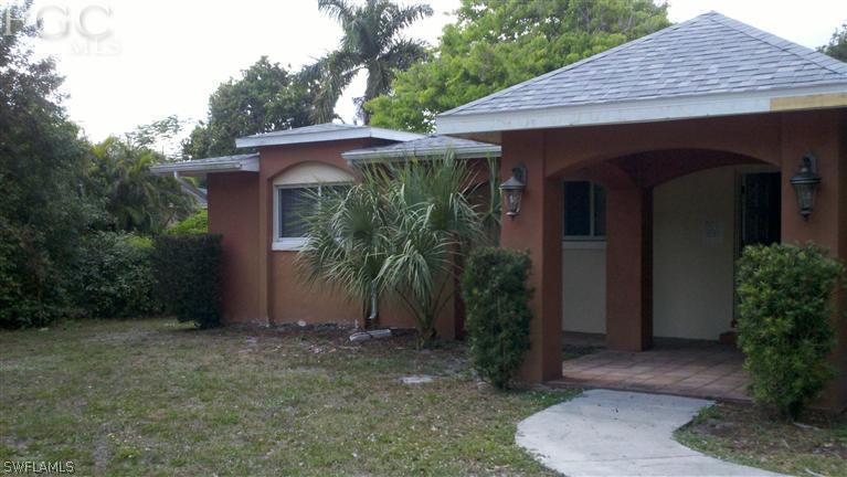 1395 Burtwood Dr., Fort Myers, FL 33901