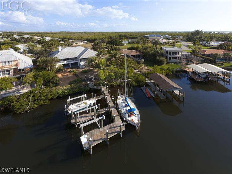 2771 Teal Ct., St James City, FL 33956