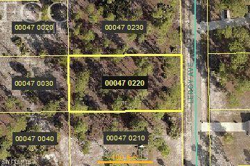 319 Leroy Ave., Lehigh Acres, FL 33936