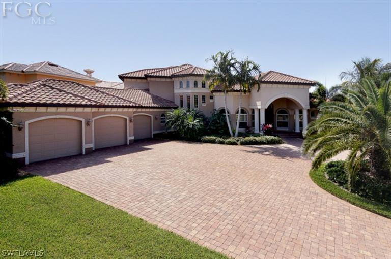 5727 Yardarm Ct., Cape Coral, FL 33914