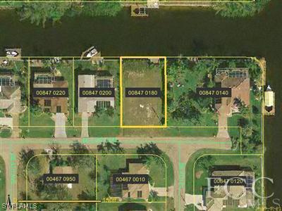 411 SE 33rd Ter., Cape Coral, FL 33904