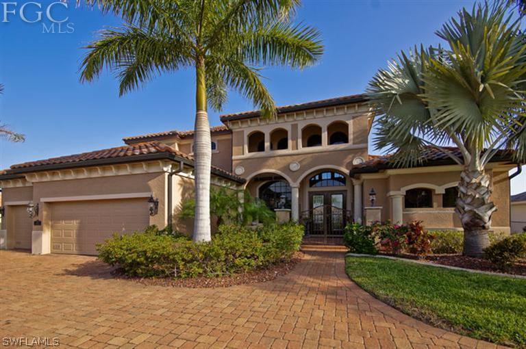 429 Coral Dr., Cape Coral, FL 33904