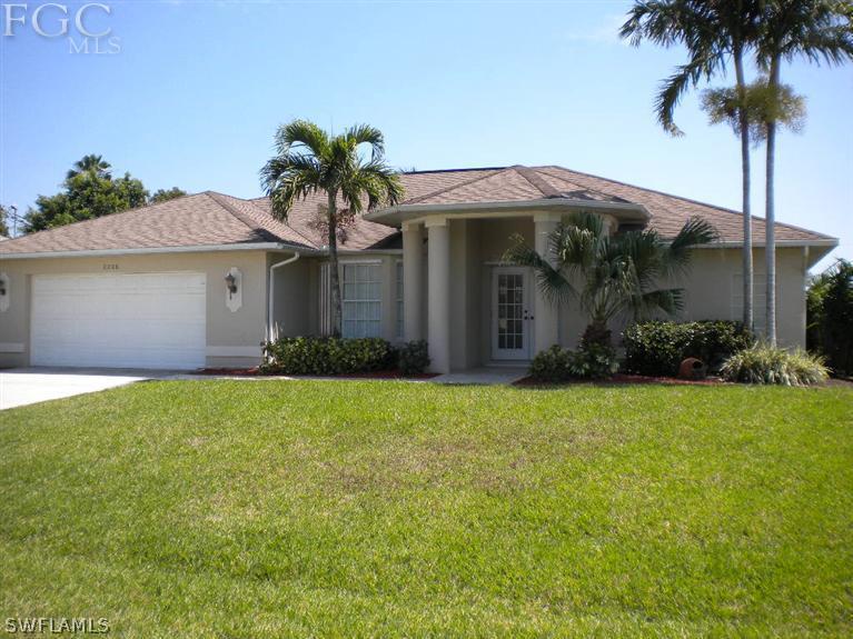 2208 SW 40th St., Cape Coral, FL 33914