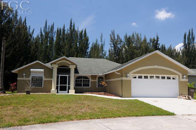 1901 Wade Dr., Cape Coral, FL 33991