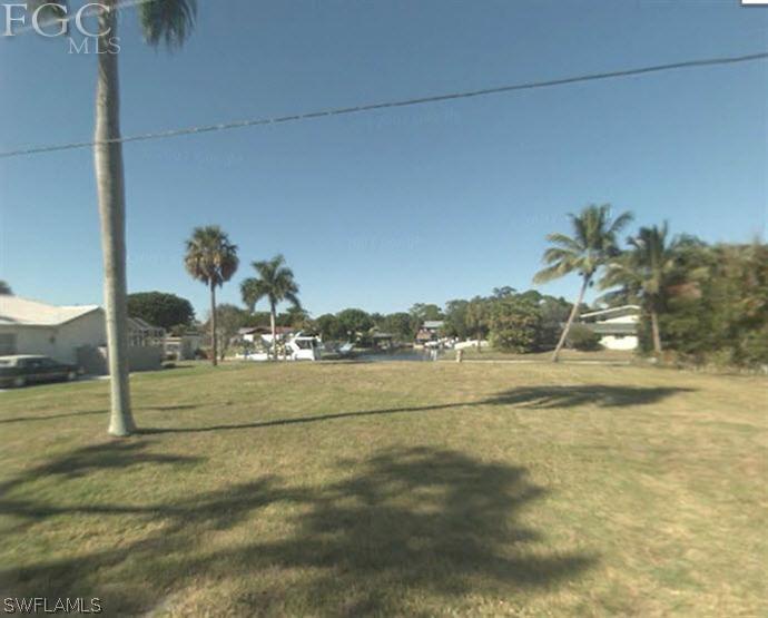 1319 Longwood Dr., Fort Myers, FL 33919