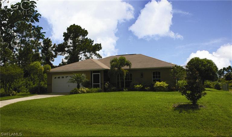 1022 Alaska Ave., Lehigh Acres, FL 33971