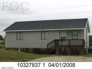 4905 Brookfield St., Lehigh Acres, FL 33971