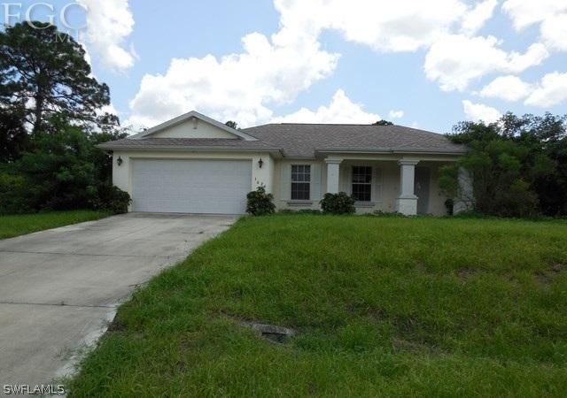 1026 Belmont St., Lehigh Acres, FL 33974