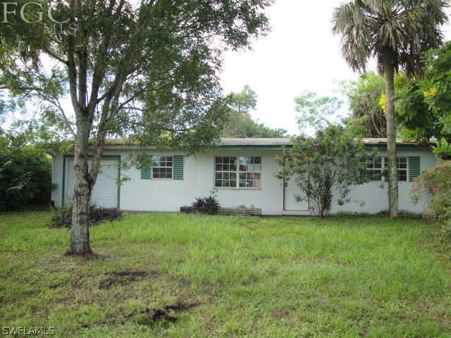 2560 Hunter Ter., Fort Myers, FL 33901
