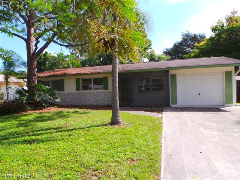 4855 Gloucester Ct., Fort Myers, FL 33907