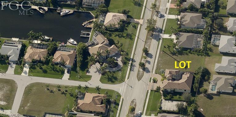 2005 Cape Coral Pkwy., Cape Coral, FL 33914