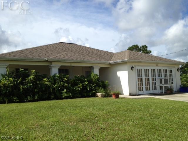 1148 Eclipse St., Lehigh Acres, FL 33974