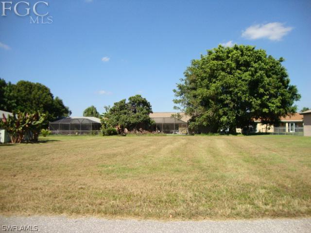 2113 SE 14th Ter., Cape Coral, FL 33990