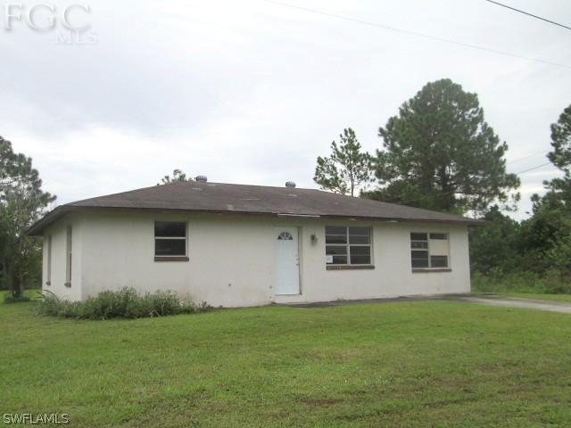 2905 Bruce Ave., Lehigh Acres, FL 33976