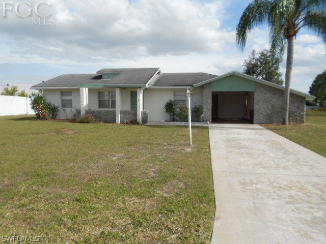 1418 Alwynne Dr., Lehigh Acres, FL 33936