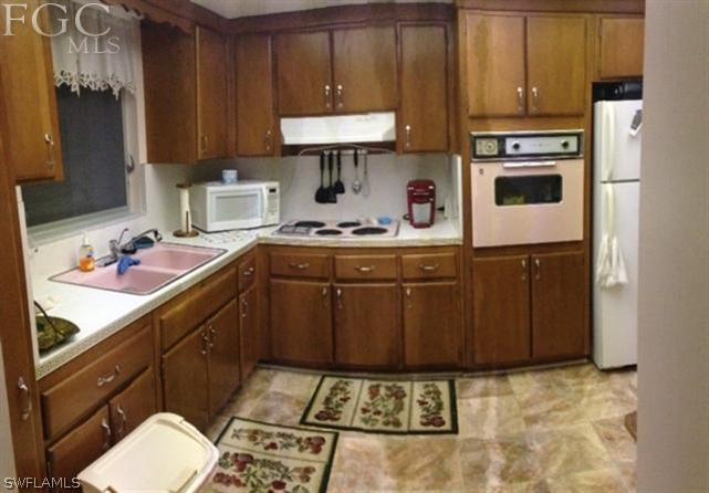 4202 SE 4th Pl. #8, Cape Coral, FL 33904