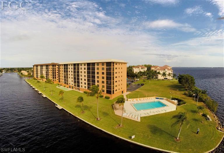 4260 SE 20th Pl. #307, Cape Coral, FL 33904