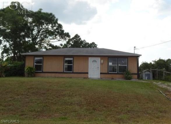 3008 Ida Ave., Lehigh Acres, FL 33976