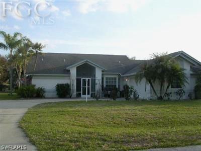 694 Covey Ln., Lehigh Acres, FL 33974