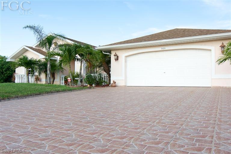 305 SW 26th Ave., Cape Coral, FL 33991
