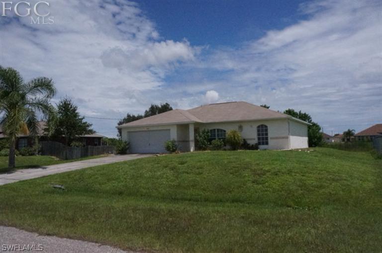 1018 Chaplin Ave., Lehigh Acres, FL 33971