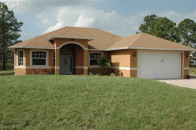 814 Appleton Ave., Lehigh Acres, FL 33974