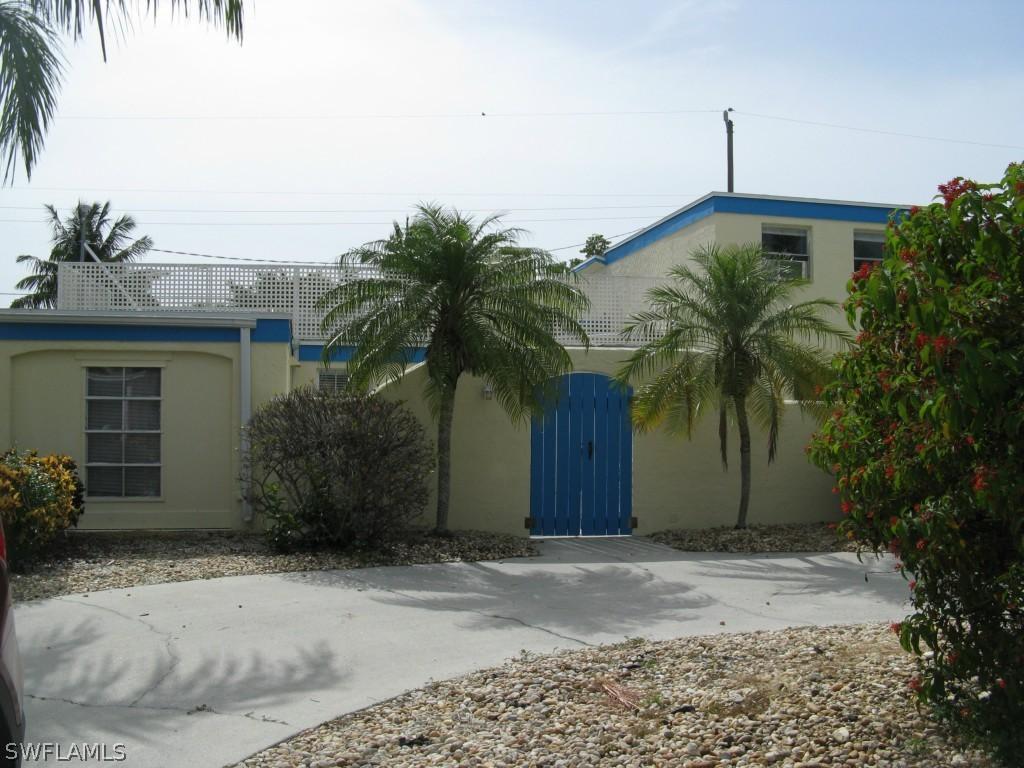 227 Virginia Ave., Fort Myers Beach, FL 33931